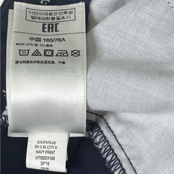 Women’s GAP City Short Navy Blue White Print Shorts. Size 10 - Picture 5 of 13